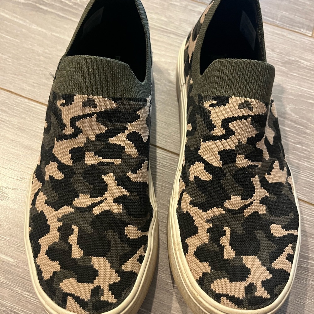 Reebok women’s camo slip on sneaker